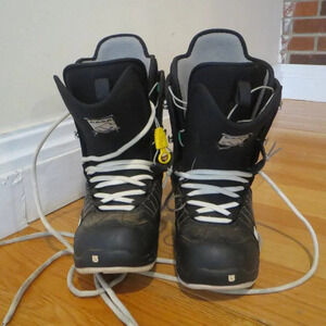 Women's Burton Snowboard Boots Size 6